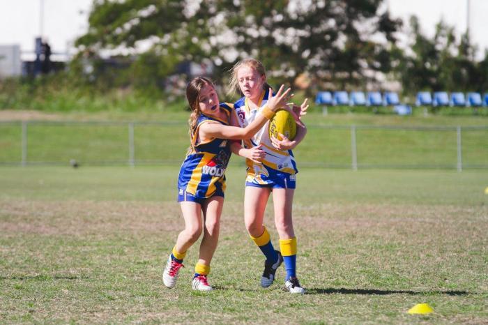 MATCH REPORTS Under 11 Girls Round 11 v Zillmere Our last Saturday game and playing at Zillmere on their big occasion day was a good opportunity for the girls to play in front of a large crowd and