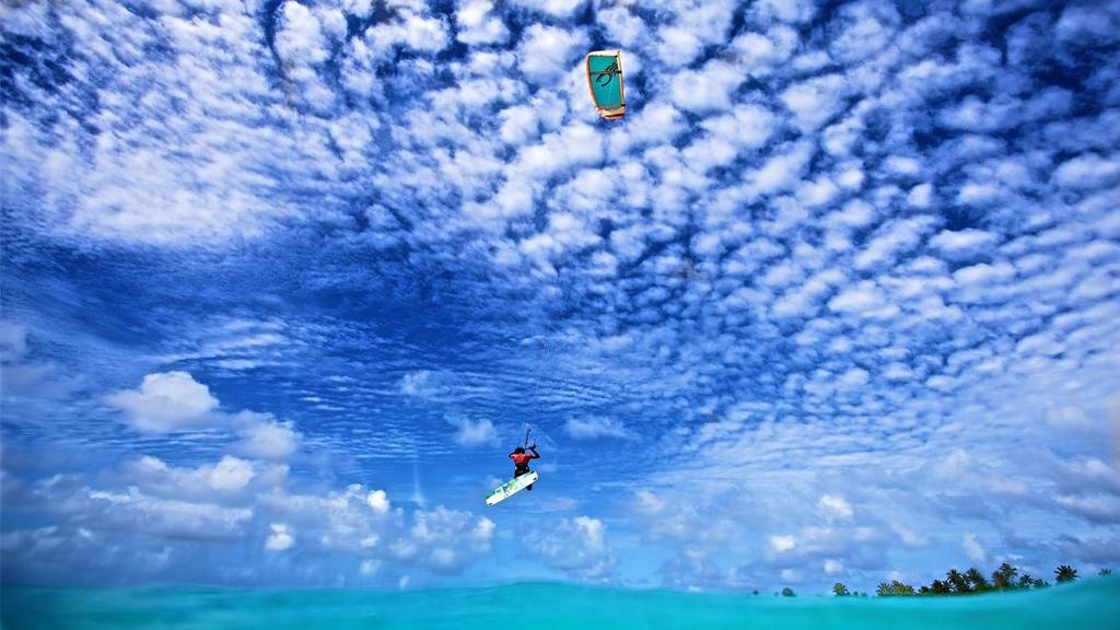 Competency Check or Refresh 30 Private lesson (60 min) 100 Kitesurfing Kiteboarding courses Private lesson