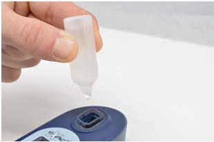 Using READY SNAP With a Bluetooth PHOTOMETER STEP 2 Squeeze plastic ampoule to fill photometer cell to capacity (4mL) Discard this liquid sample followed with a little shake of the meter to empty the