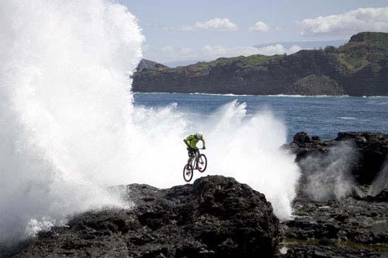 Trials & Trails with Kenny Belaey March 14 th 2009 Maui, Hawaii By Hans Rey I just finished a fantastic week in the middle of the Pacific Ocean with the current UCI #1 ranked Trials rider in the