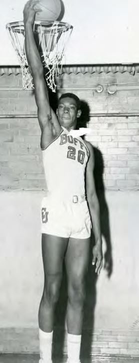 .. Owns a pair of 35-point efforts at Kansas (Jan. 5, 1963), and at Missouri (Mar. 5, 1962) that still rank among the top-20 scoring games in school history.