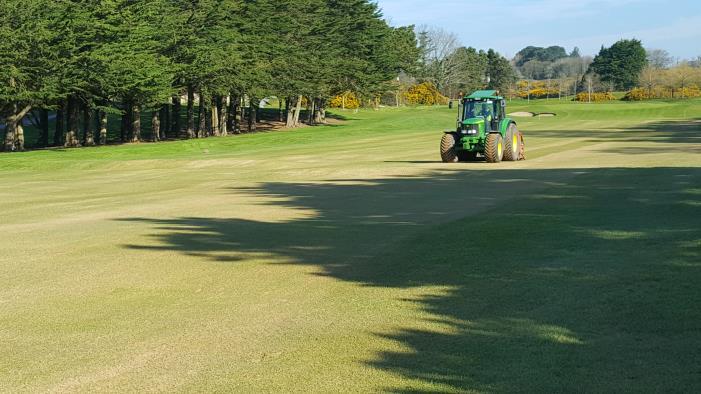 - Brush in sand - Double roll - Drag mat green - Apply granular fertilizer - Water in the sand &fertilizer mix Fairway aeration works involved: - Sanding targeted areas of 5 th, 7 th, 3 rd, 4 th, 10