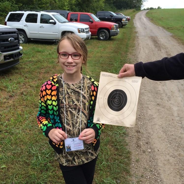 4-H CLOVER CORNER NEWS VOLUME 6, ISSUE 2 NOVEMBER/DECEMBER 2015 Serving Johnson County Youth The Johnson County 4-H Shooting Sports Club recently traveled to