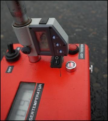 Water depth For the measurements of the water depth a measurement device was developed which allows a measurement accuracy of one-tenth of millimetre. Figure 12.
