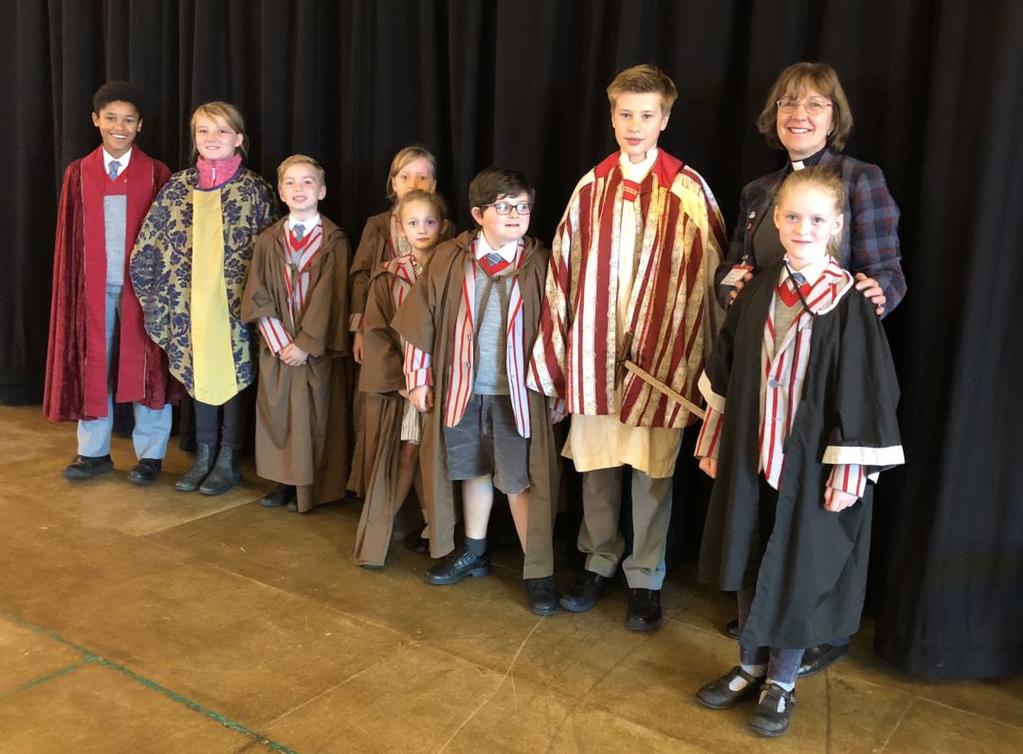 SCHOOL NOTICES Thank you Canon Linda for a wonderful assembly about St Francis of Assisi. Saint Francis is considered the first Italian poet by literary critics.