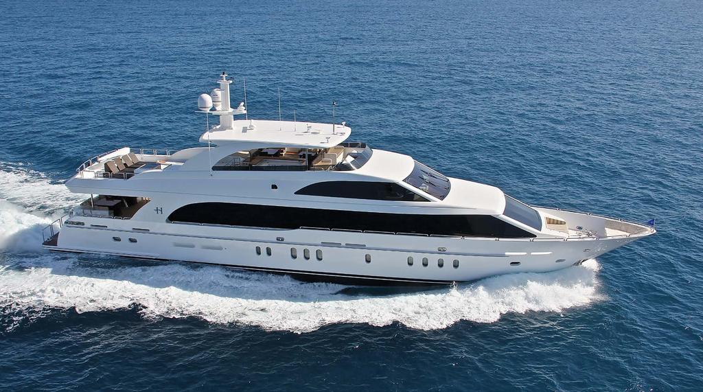 HARGRAVE 125 RAISED PILOTHOUSE HARGRAVE 125 RAISED PILOTHOUSE A superyacht in every sense of the word, the
