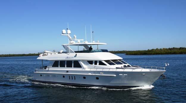 HARGRAVE 84 OPEN BRIDGE HARGRAVE 84 OPEN BRIDGE / RAISED PILOTHOUSE The Hargrave 84 can be ordered in both