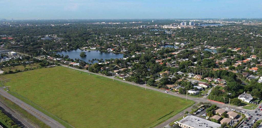To the west of Beacon Tower, the suburban Aventura and Miami Gardens continue to grow, creating tremendous potential for forward-thinking businesses eager to serve this