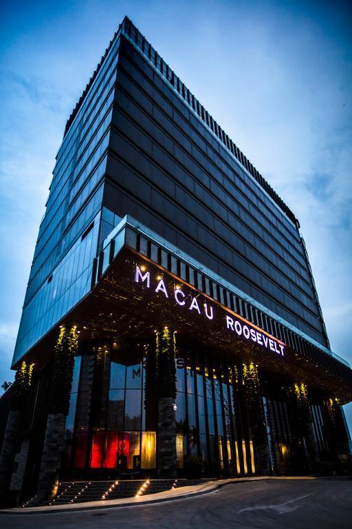 . OFFICIAL HOTEL THE OFFICIAL HOTEL OF THE MACAO BODYBUILDING AND FITNESS GRAND PRIX ELITE PRO QUALIFIER AND WORLD RANKING AMATEUR EVENT WILL BE THE MACAO