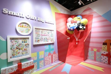 Small Gift Big Smile Have you ever got any surprise and satisfaction with the small gift when shopping at Sanrio Gift Gate?