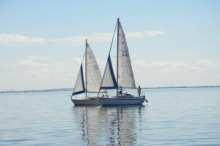 You may also call for more info at 727-461-5200. THE SHBC 9-12-2015 WEDNESDAY EVENING RACE The Safety Harbor Boat Club held a Wednesday evening race starting at 6:30PM on September 12, 2015.