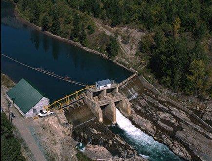 Dam Safety in British Columbia Dam Safety Review Part12D Applicable to all dams Owners Internal Policies BC Dam Safety Regu