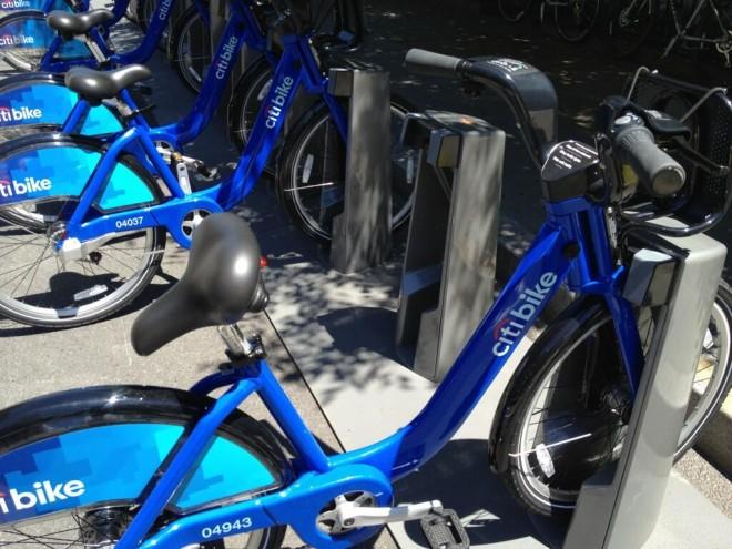 CUSTOMER FEEDBACK MECHANISMS Bike share systems provide a variety of channels for customer feedback and support, including social media, a contact us email form on the system website, and a customer