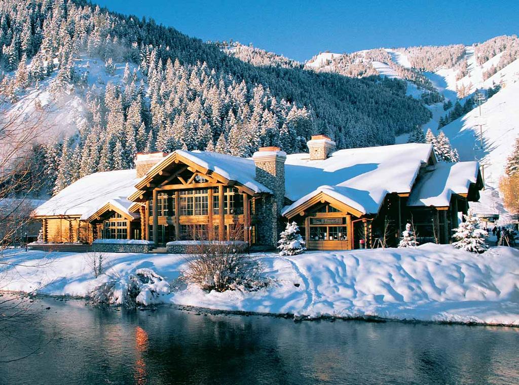 weary skiers. Sun Valley s Dollar Mountain Day Lodge, provides an unparalleled winter family vacation experience.
