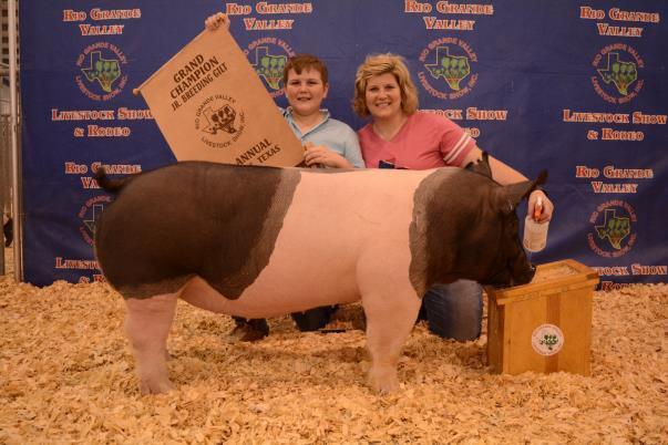 JR. BREEDING GILT DIVISION Entry Fee ----------------------------------------------------------------------------------------$20.00 Delivery to Show -------------------- Earliest Arrival 3:00 p.m.