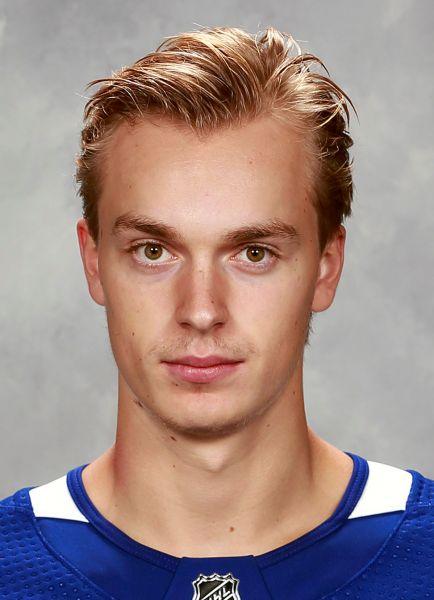 Lukas Jasek Right Wing -- shoots R Born Aug 28 1997 -- Trinec, Czech Rep. [21 years ago] Height 6.