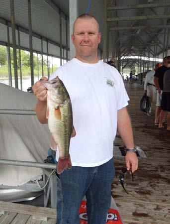 Mike was also one of four anglers with a limit on Saturday. They were throwing buzzbaits, PopR s and finesse worms. Third place payout was $134. Coming in fourth place was Tim and John Dring.