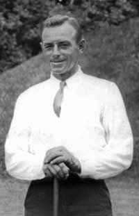 In 1925 Thomson qualified for the U.S. Open as a professional at the age of 17. He played out of the Shawnee Country Club (PA) from 1936 through 1939.