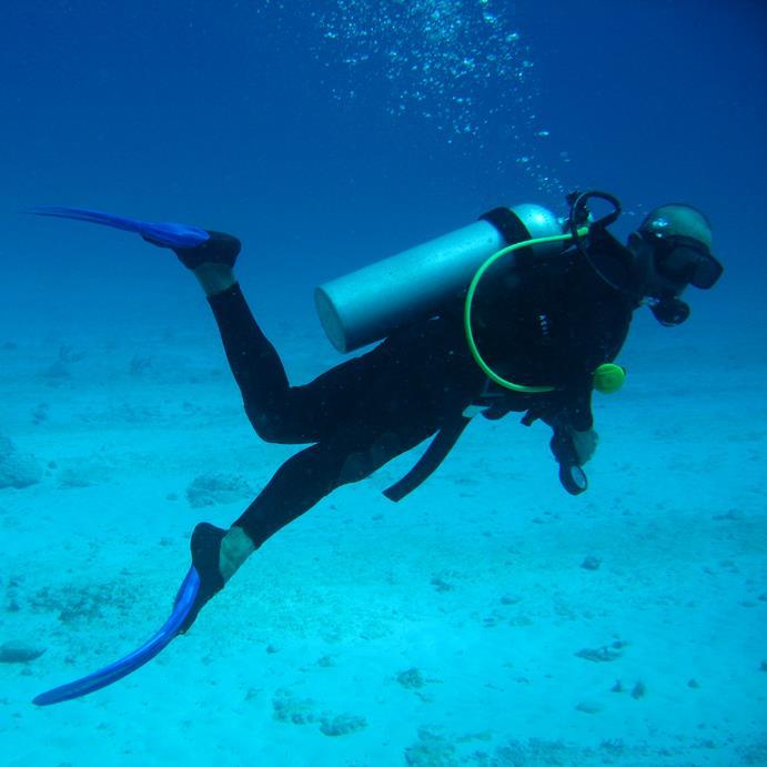 UNDERWATER DIVING Mostly Scuba diving Self-Contained Underwater Breathing Apparatus