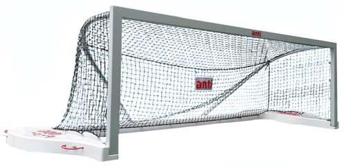 open corner net configuration to reduce ball rebound.