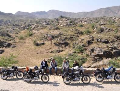 STAGE 11 STAGE 12 Pushkar - Jaipur [190 km* 5h riding]: Northeast bound, you can ride along small roads to Jaipur, capital