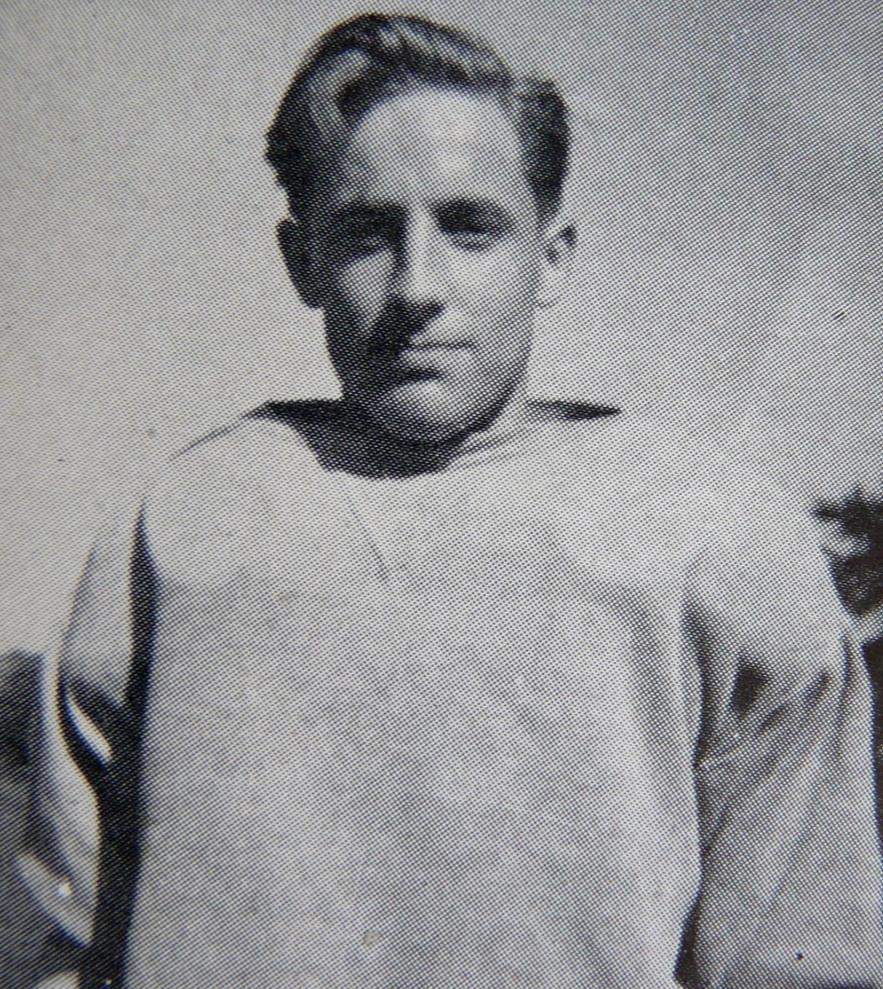 Ron, the elder of the Kelly twins by only seconds, arrived at Wooster in 1944 and became quarterback of the Varsity Football team.