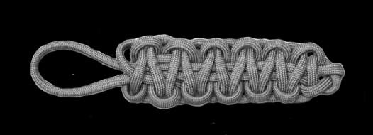 Variations include the King Cobra, a double-wide version in which an additional series of knots is tied using the initial