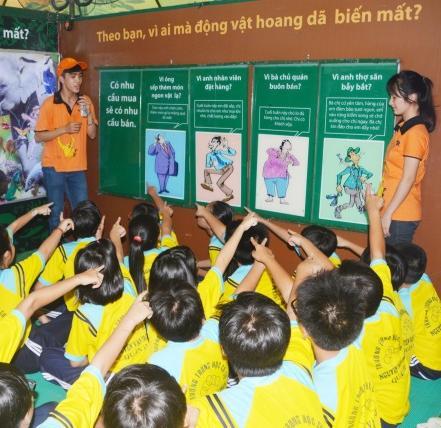 Three other components of the SOS Programme are being conducted at the same time including (1) SOS Traveling exhibition, (2) Study tour to Cu Chi Wildlife Rescue Station, and (3) Integrating wildlife