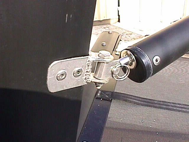 Connect the boom to the mast using the hinge vertex, clevis pin