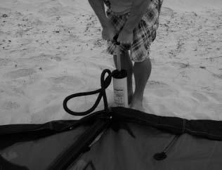 3. Rigging the kite Inflating the EVO 1. Lay the kite out on the sand, grass or a surface free of hard or sharp objects.