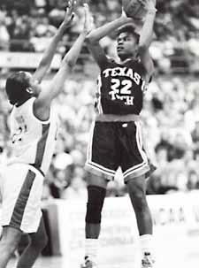 Championship Game Records 13 Fewest Three-Point Field Goals Attempted 0 Tennessee vs. Auburn, 4-2-89 1 Louisiana Tech vs. Auburn, 4-3-88 Highest Three-Point Field-Goal Percentage (Min. four made) 57.