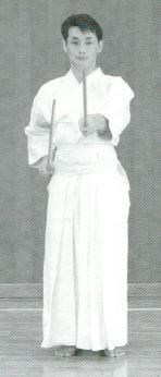 Niten Ichi Ryu Gohō no Kamae (五方ノ構). Fig. 30a Fig. 30e Musashi-Kai inherited Niten Ichi Ryu Gohō no Kata (五方ノ形) from former fifteenth Niten Ichi Ryu master, Matsunaga Tensachi (松永展幸).