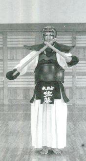 change to various other Kamae as shown in Figure 32a,b,c. (GyakuNitō Left foot front was omitted). Fig. 33 Fig.