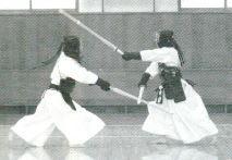 One way is to make your opponent aware of Shōtō and to attract his mind/heart to Shōtō. The other way is to make your opponent aware of Daitō by its motion.