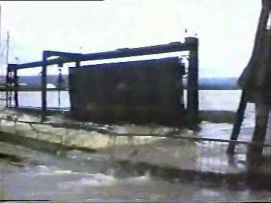 Examples of Spillway Gate Failures Tirlyan Dam, Russia August, 1994