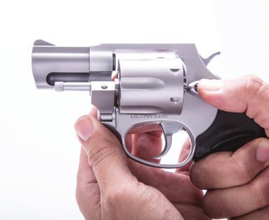 OPERATING INSTRUCTIONS The Taurus 856 revolvers have a swing out type cylinder with six (6) chambers, turning around a central axis which allows you to fire six shots.