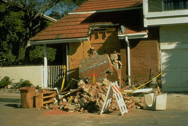 Wood Frame: light damage to masonry/chimneys Pre-1940: House may slide off