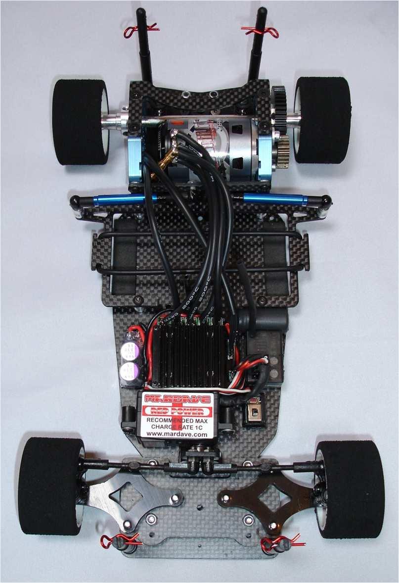 This chassis offers better turn-in and stability than the standard Oval Edition. The normal qualifying rules applied with the best 3 from 4 rounds being added together to get a qualifying score.