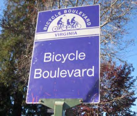 Wayfinding signs displaying destinations, distances and riding time can dispel common misperceptions about time and distance while increasing users comfort and accessibility to the boulevard network.