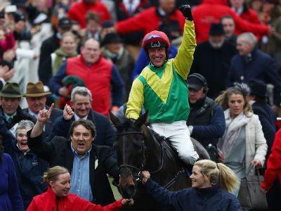 The interloper who led in Sizing John after his win the Gold Cup at Cheltenham earlier this year was escorted to the gates of Yarmouth Racecourse on Thursday after repeating his trick.