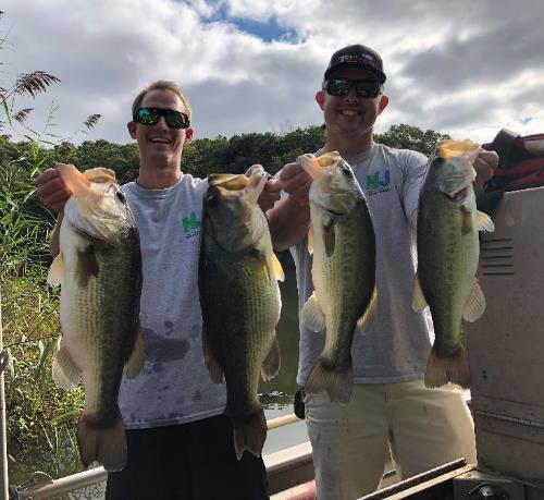 (Smith) Davis Mill Pond (Cumberland) A boat electrofishing survey was completed at Davis Mill Pond on 09/28/18 to evaluate the Largemouth Bass population.