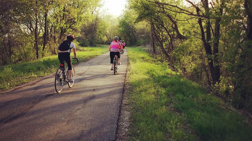 5 Introduction Central Iowa is home to more than 600 miles of shared use trails connecting urban centers with natural rural landscapes that show the beauty of the heart of Iowa.