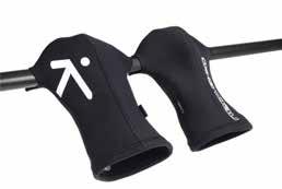 excellent protection from cold and bruises. Velcro around the wrist helps to keep the gloves on.