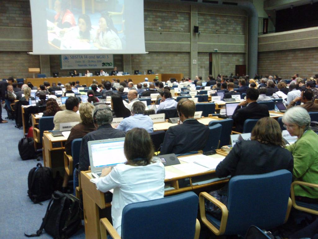 Background (CBD/SBSTTA Nairobi meeting, May 2010) 2012 target of protecting 10% of marine and coastal areas has