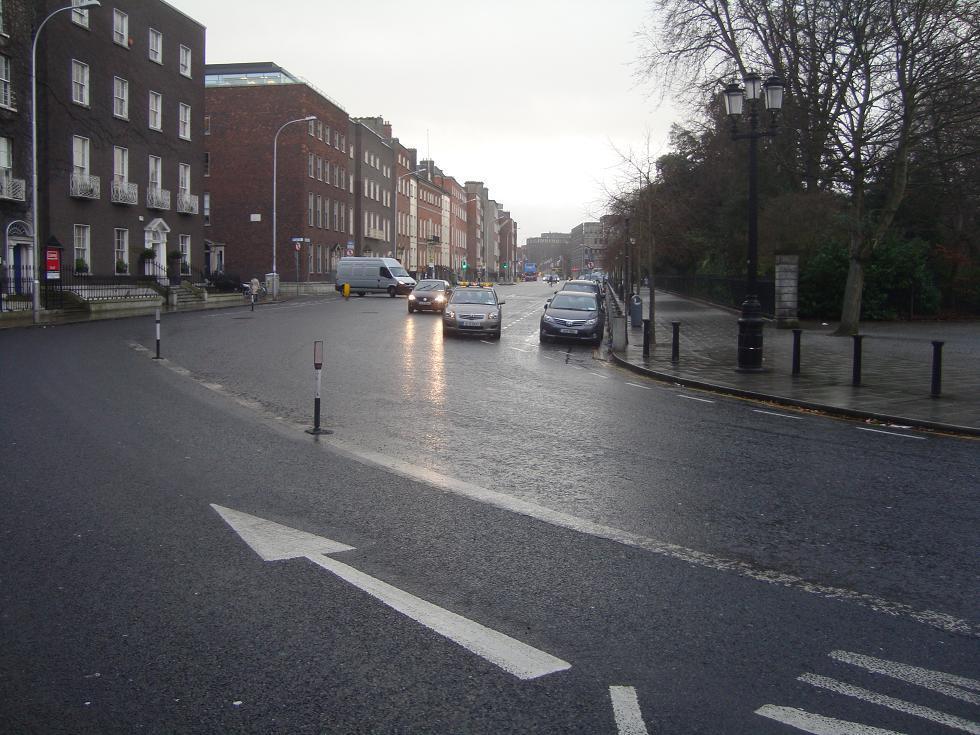 Photo 2 Poor lane discipline on St. Stephen s Green East-North. Both cars are in the same lane, but on different trajectories.
