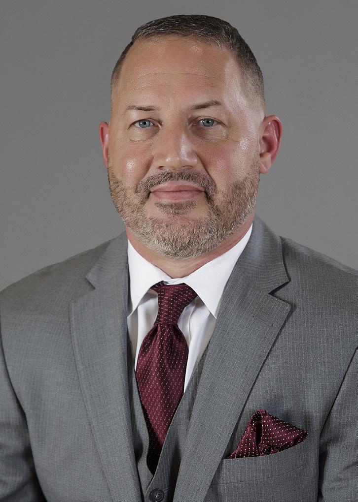 Head Coach Buzz Williams Buzz Williams has proven that hard work, determination and an eye for details are key aspects in building an elite-level collegiate basketball program.