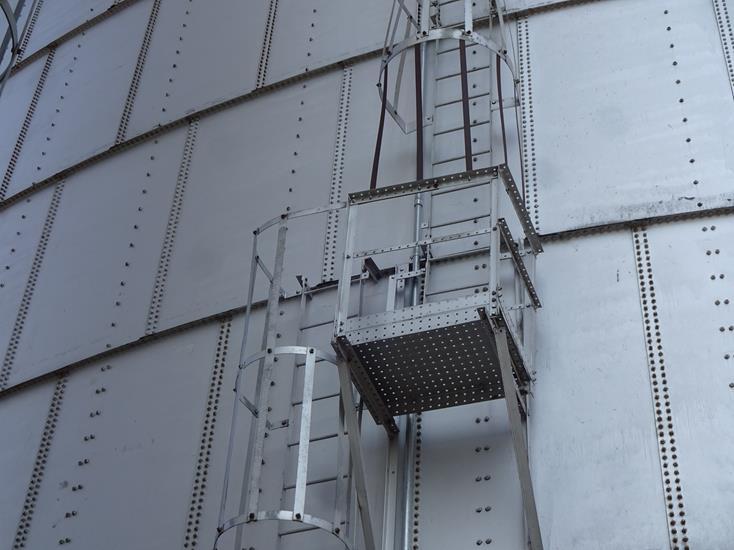 Safety Gates Ensure each employee is protected from falling into a ladderway, floor hole, or ladderway platform hole by a guardrail system and toeboards erected on