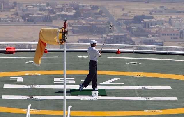 Page 2 World s Finest Slope Soaring Site Tiger Woods in Dubai for the Desert Classic.