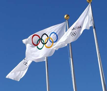 It was Pierre de Coubertin who had the idea of an Olympic flag. He presented the rings and the flag in June 94 in Paris, at the Olympic Congress.