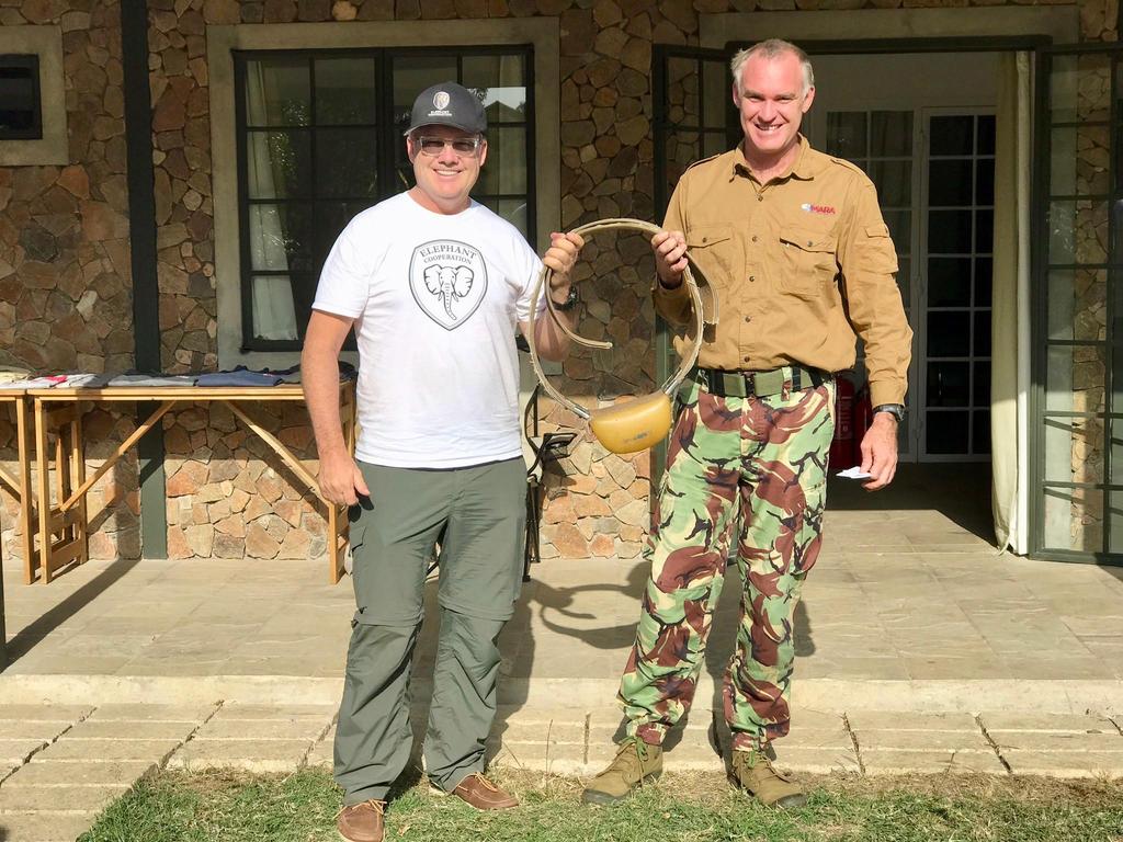 MEP CEO Marc Goss with Elephant Cooperation CEO Scott Struthers.